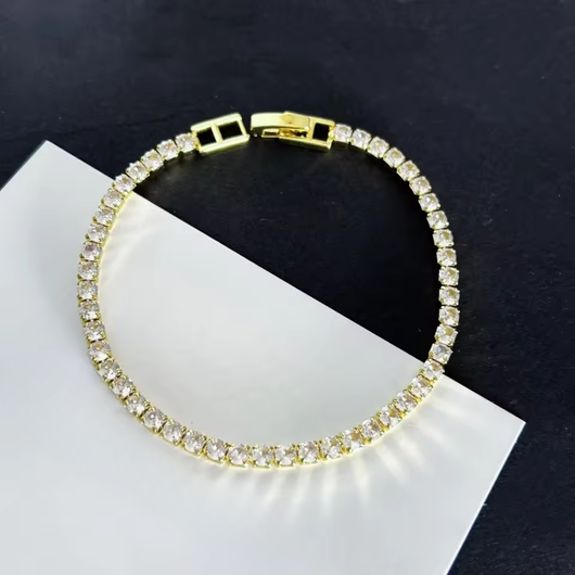 Stijlvolle gouden tennisarmband voor dames - Klassiek en tijdloos